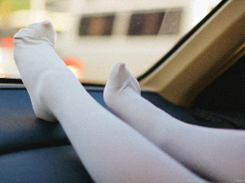 Análisis detallado de los calzados Eva Frutos: ¡Descubre el complemento perfecto para tus looks de moda!