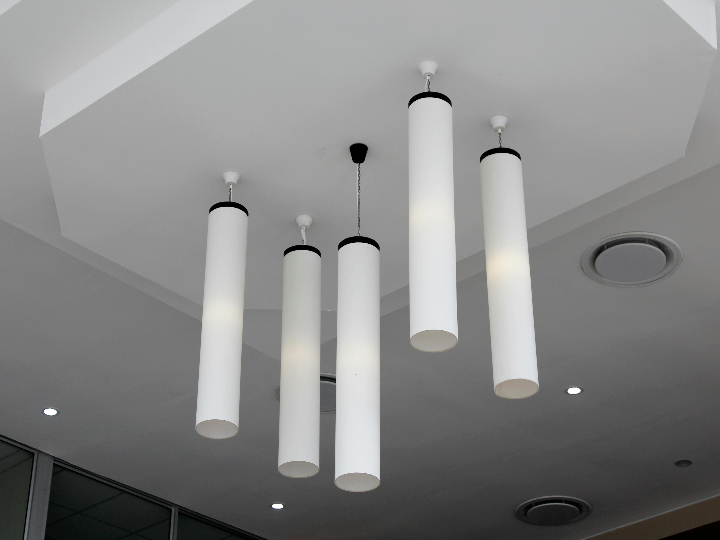 lampara colgante serk 70w 208cm triac regulable blanco blanco calido regulable