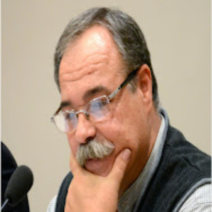 ramon gonzalez ferriz presenta los anos peligrosos